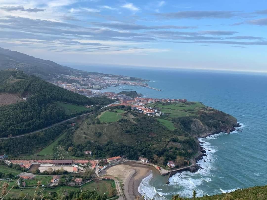 Costa Norte Gym Apartamento Con Terraza Garaje Y Piscina Castro Urdiales Exterior foto