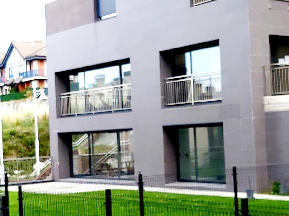 Costa Norte Gym Apartamento Con Terraza Garaje Y Piscina Castro Urdiales Exterior foto